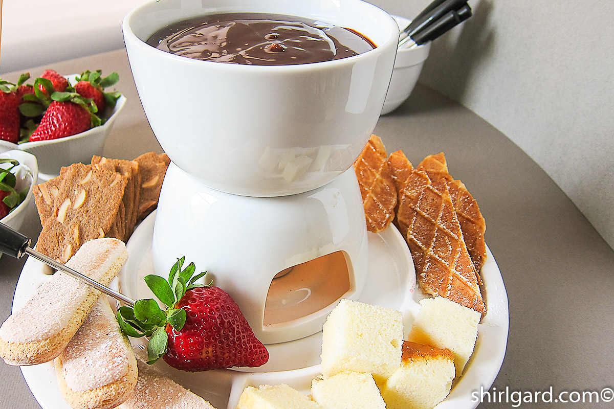 Milk Chocolate Fondue Recipe 