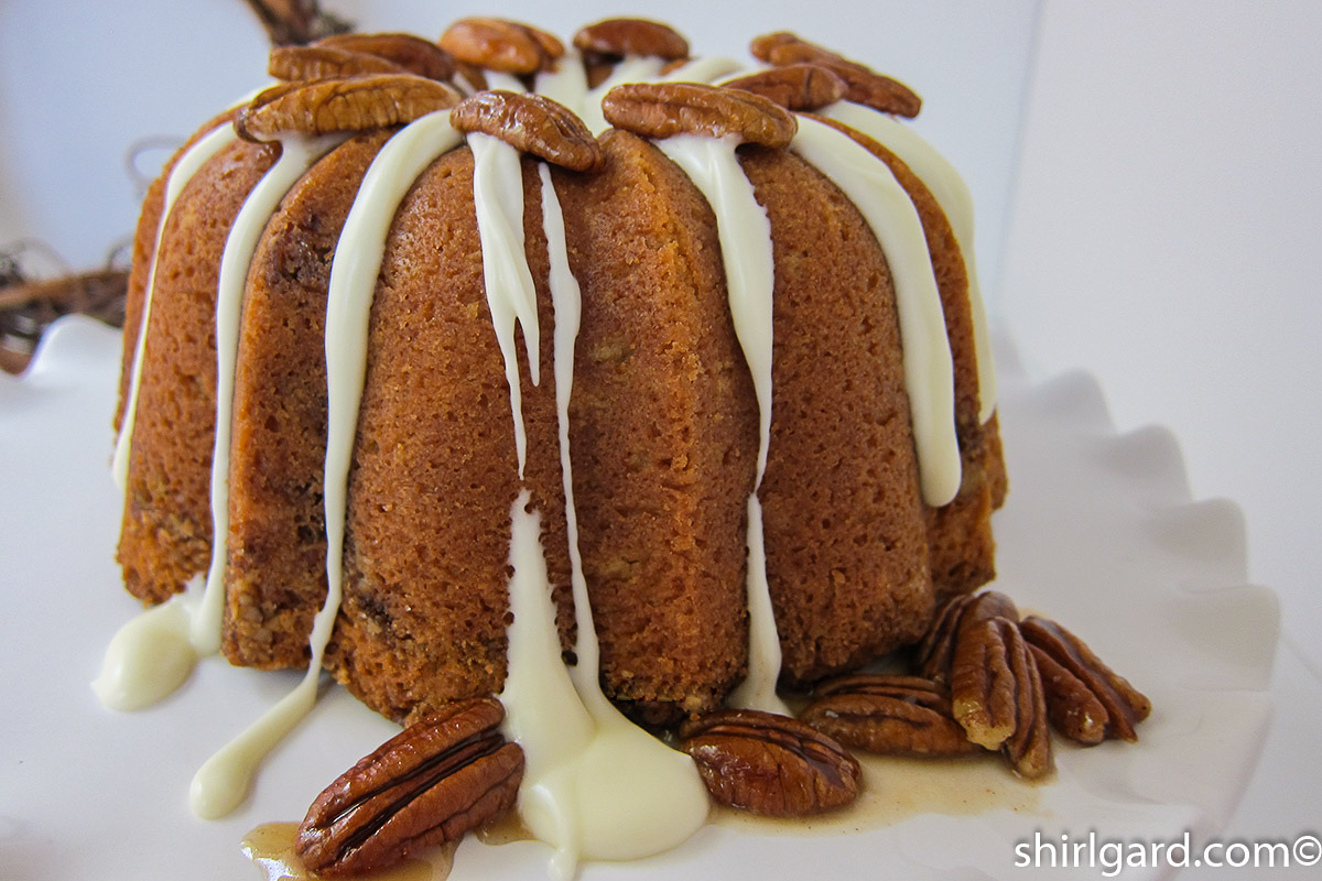 Food Lust People Love: Cinnamon Crown Bundt with Biscoff Pecan Filling  #BundtBakers